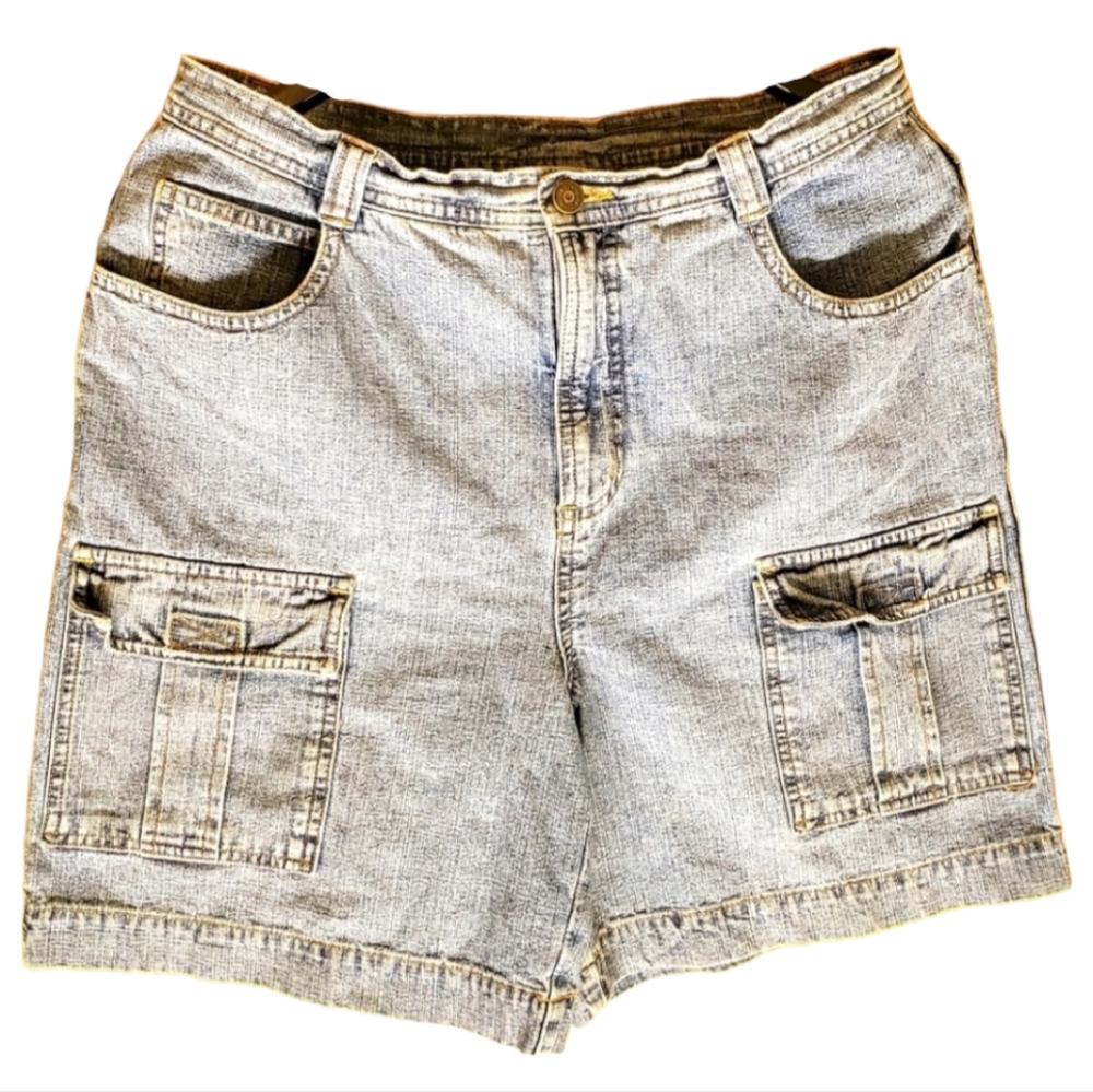 Relativity Woman's Shorts. NWOT Sz 10